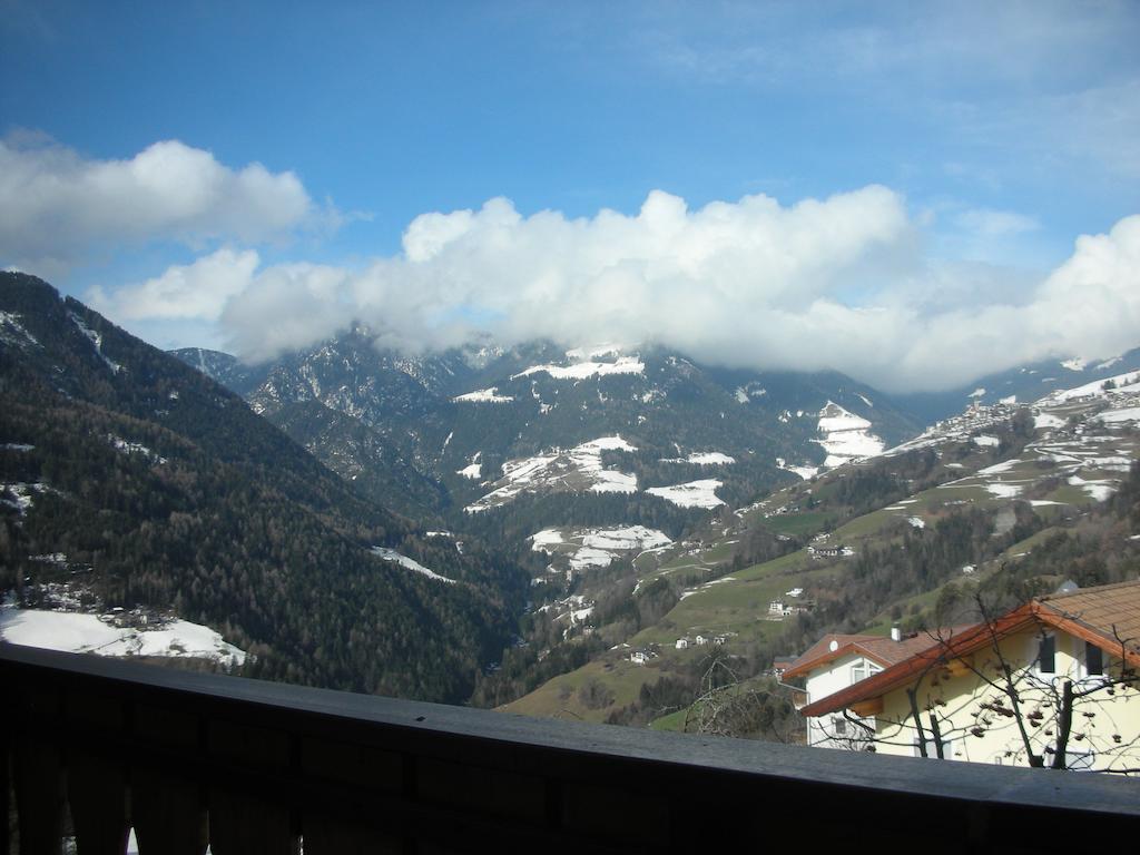 Gasthaus St. Valentin Chiusa Exterior foto